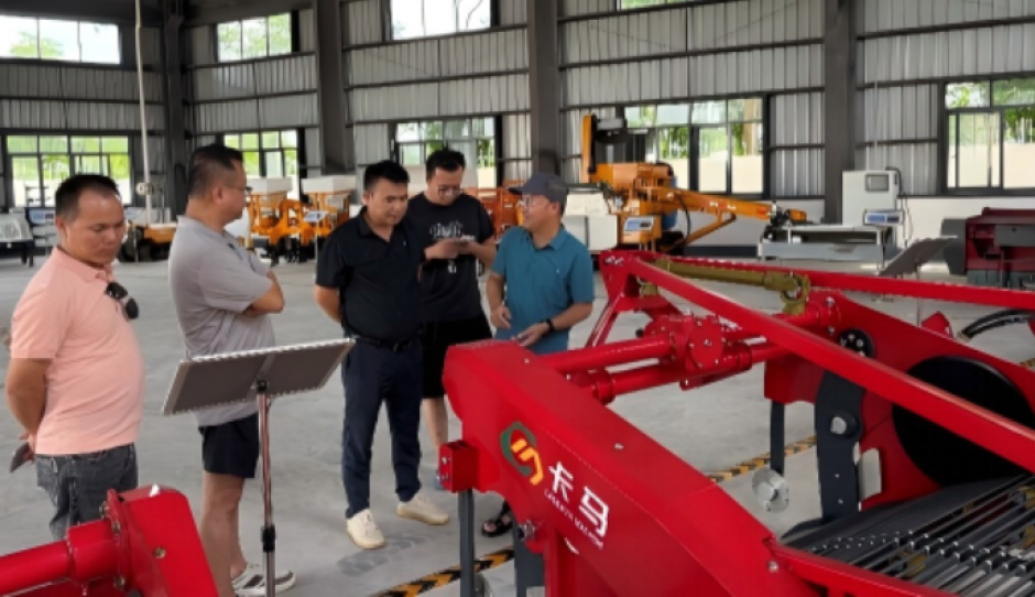 贵州贵垦农业发展有限公司到农机所考察木薯生产机械化技术